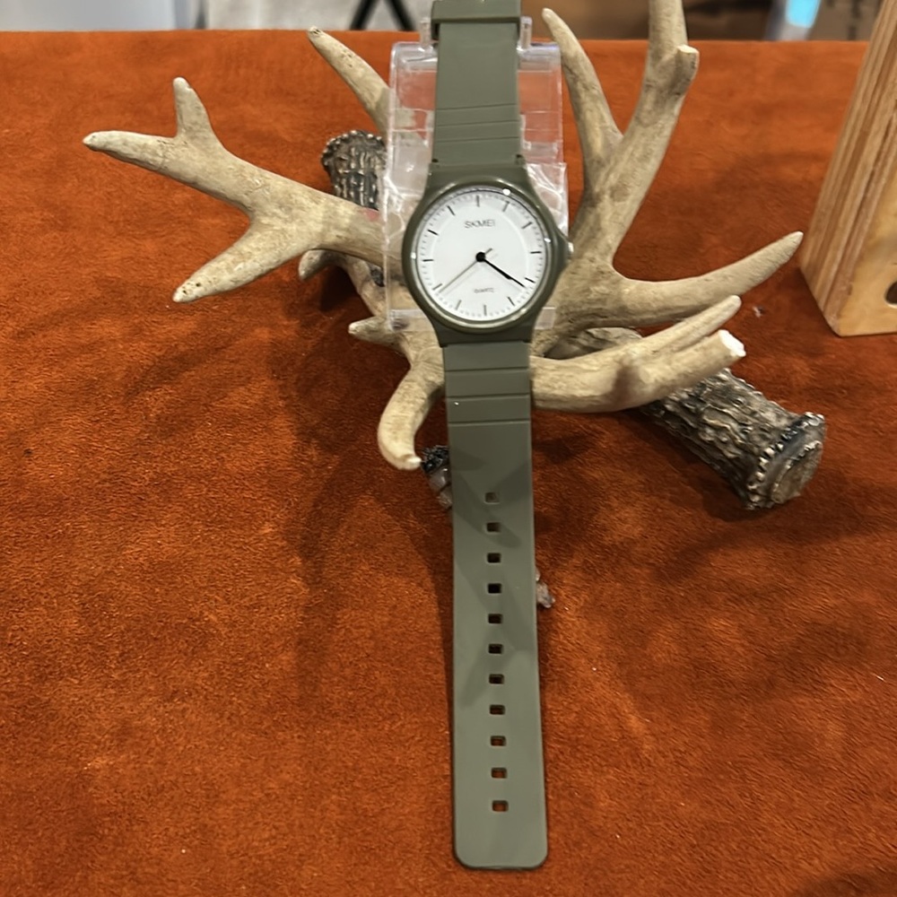 SKMEI‎ Olive Green Quartz Watch 1419